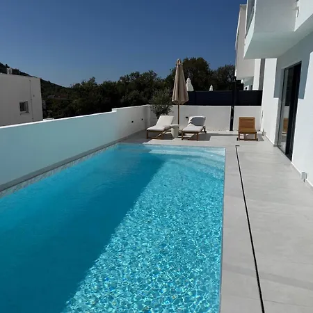 Villa Artemis Iii *
